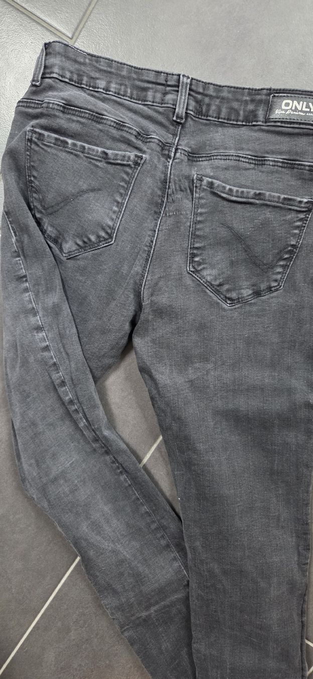 Only Jeans: Only Jeans Gr. 27/30 – Usato da Lyss venduto da Urma5 2