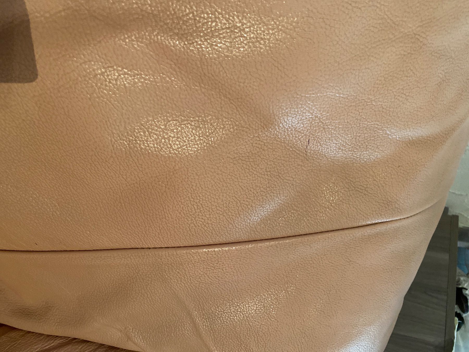 Sofas: Ledersofa – Gebraucht aus Ebikon von M5P5G50 2