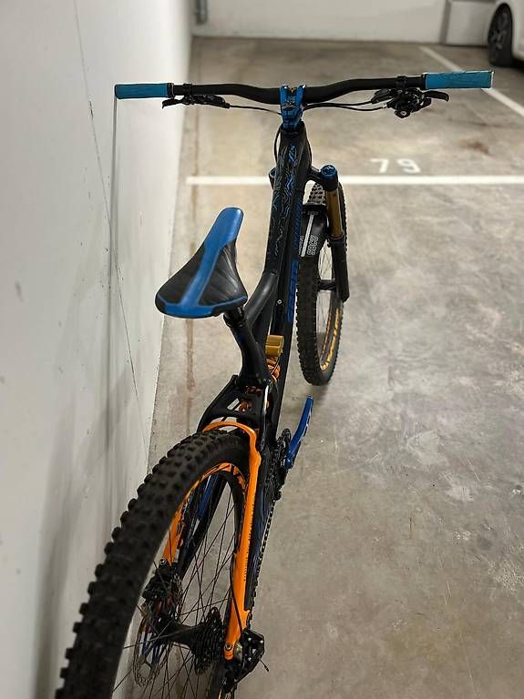 Specialized Biciclette: DH MTB Specialized Demo 8 l - Customaufbau – Usato da Döttingen venduto da Chjipsi 1