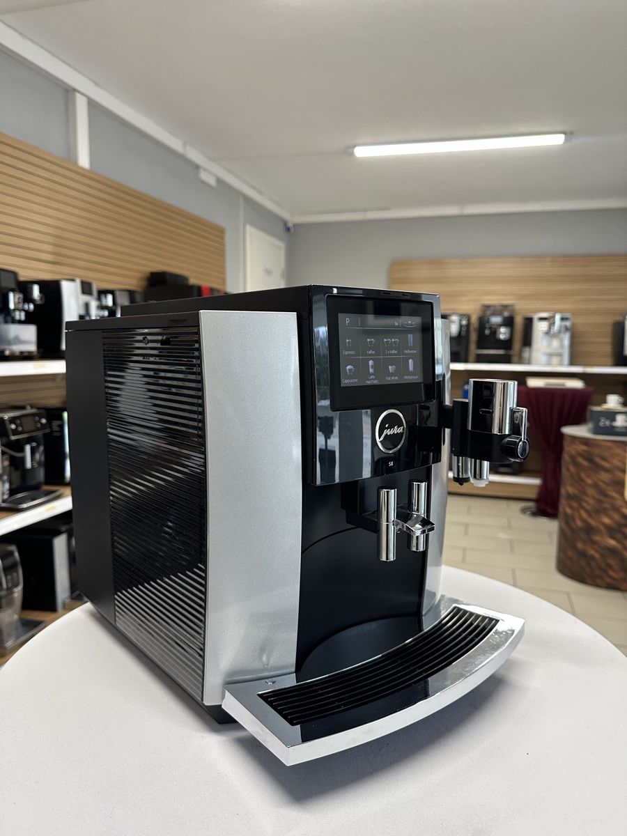 Jura Kaffeemaschinen & Espressomaschinen: JURA S8 – Gebraucht aus Gränichen von Luma.KaffeeMaschinen 5