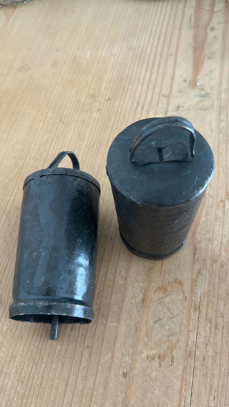 Campanacci mucche: Glocke metall schwarz – Nuovo (secondo la descrizione) da Fläsch venduto da sus_69xn