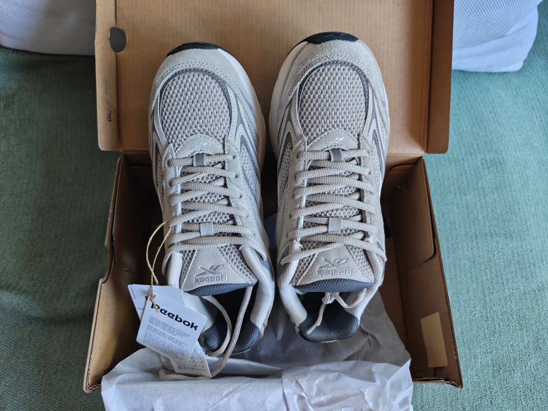 Reebok Scarpe da uomo: Reebok Men's Belwave Trainers – Nuovo e nell'imballaggio originale da Nyon venduto da Brainoff 1
