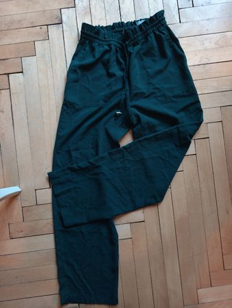 Hose aus leichtem Stoff