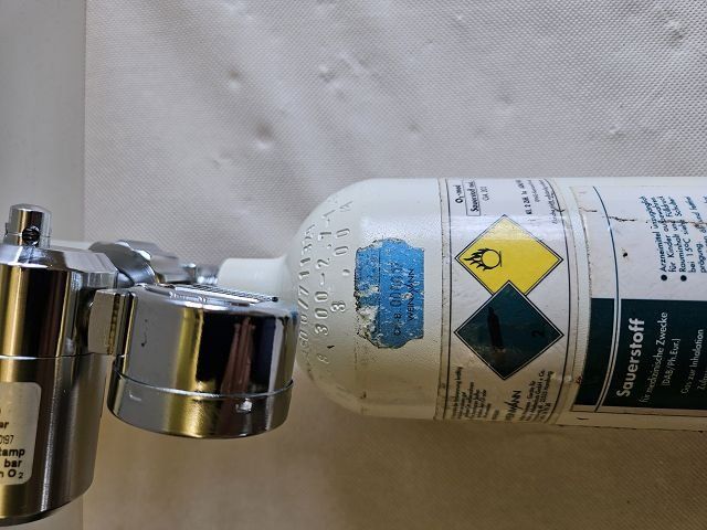 Medizinische Geräte: Notfallkoffer – Gebraucht aus Wetzikon ZH von voprar 6