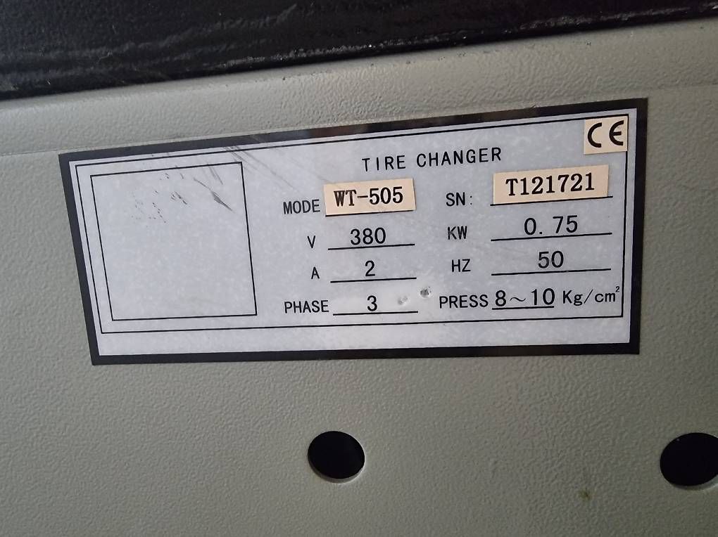 Tutte le macchine: Reifenmontiermaschine – Usato da balterswil venduto da cf311 4