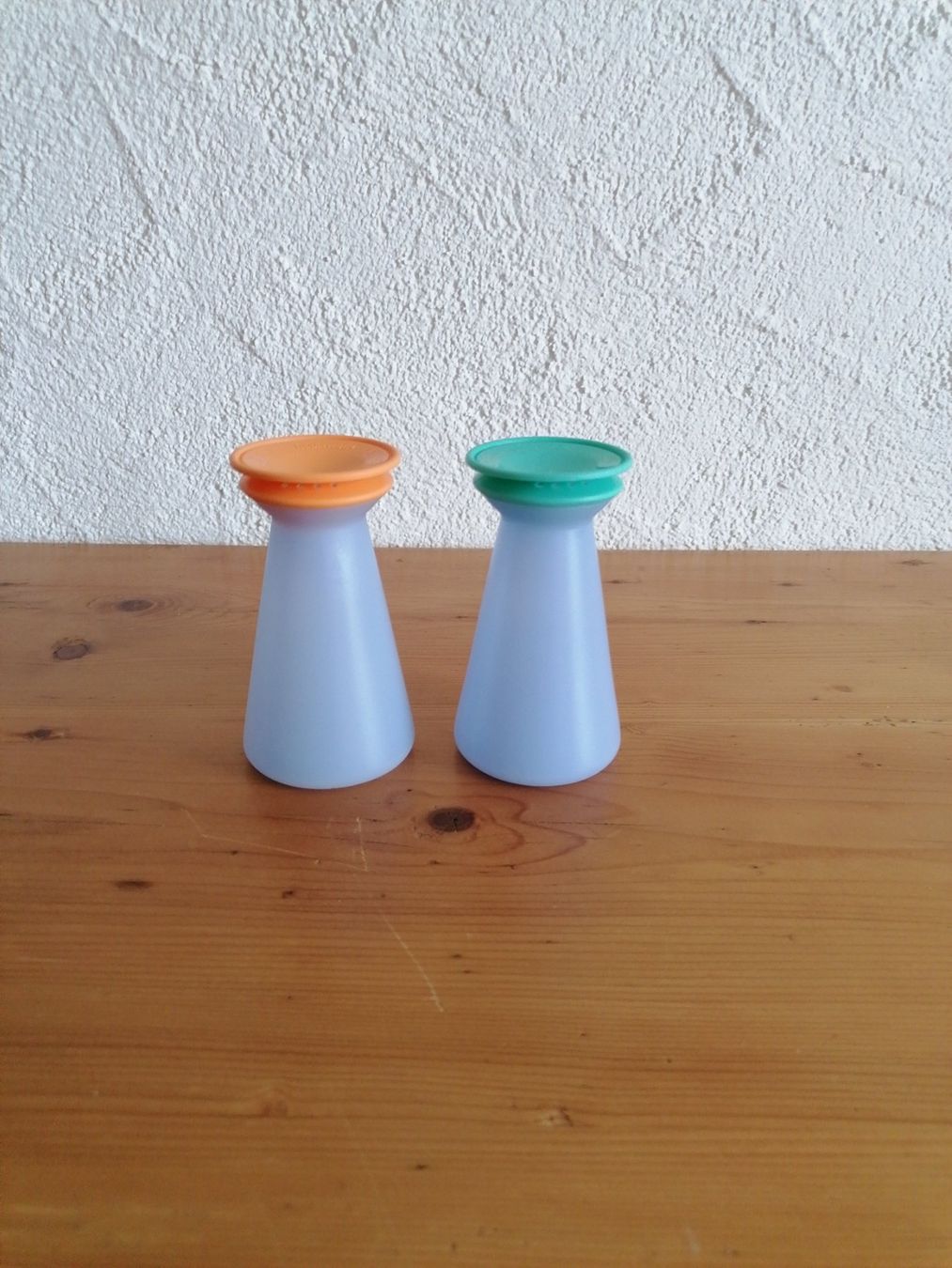 Tupperware Contenitori & Simili: (KOPIE) Tupperware Universalstreuer Salz Pfeffer – Nuovo (secondo la descrizione) da ennetmoos venduto da Andy770098 1