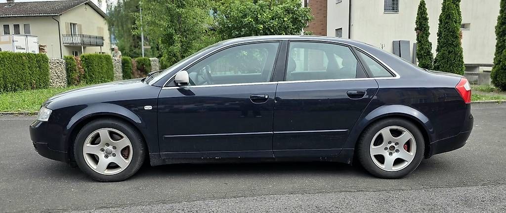 Automobili: Audi A4 1.8t quattro Limo – Usato da Heiligkreuz (Mels) venduto da Beyond-Auto 5