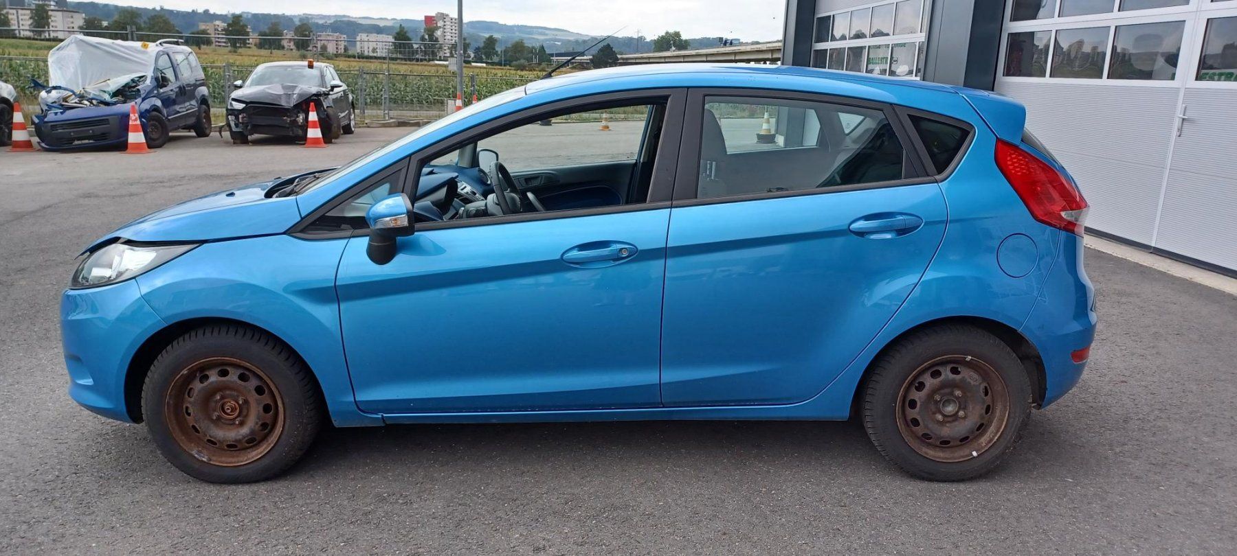 Ford Autos: Ford Fiesta 1.25i – D'occasion à Yverdon-les-Bains par  2