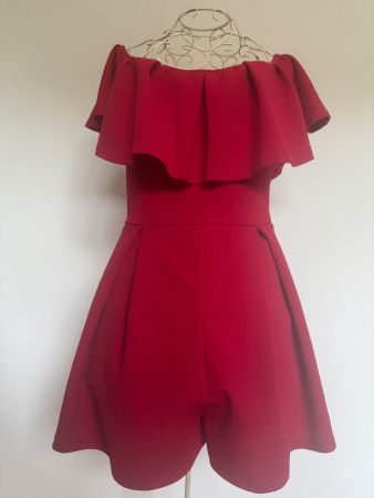 Roter Sommer Jumpsuit, schulterfrei, Grösse S - Neuwertig