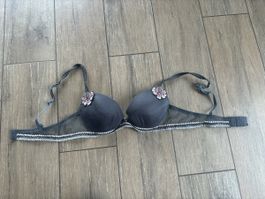 75B_Simone Perele_Bra_expensive French brand