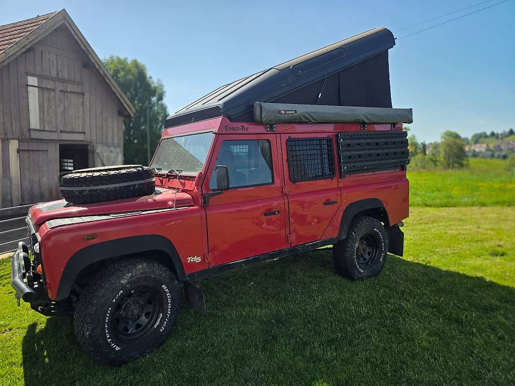 Land Rover Automobili: Land Rover Defender 110Tdi rot – Usato da Wald AR venduto da himmel1 3