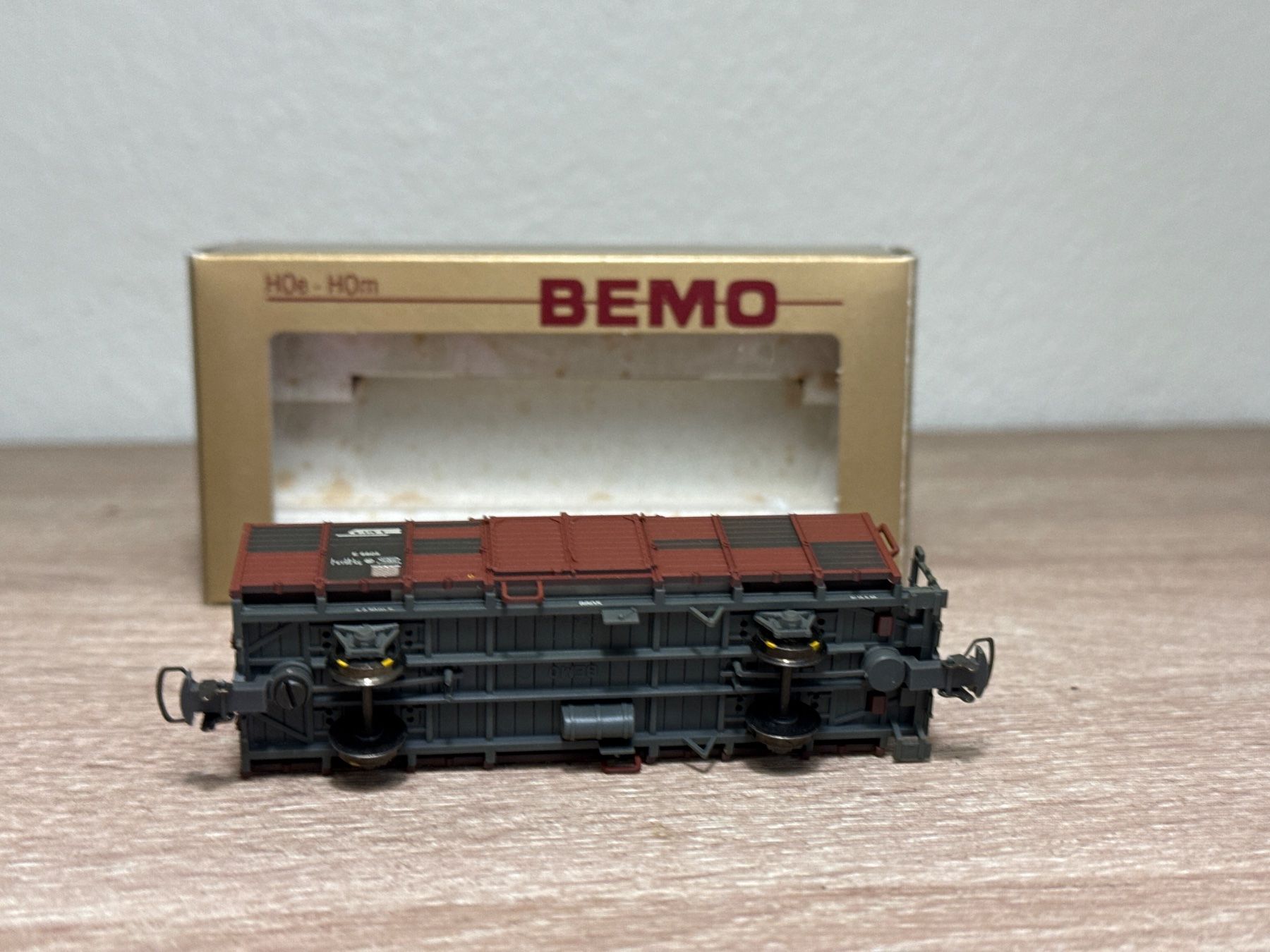 Bemo Modellini di ferrovie: Bemo 2254 175 Güterwagen RhB H0m – Usato da St-Aubin-Sauges venduto da tantome 4