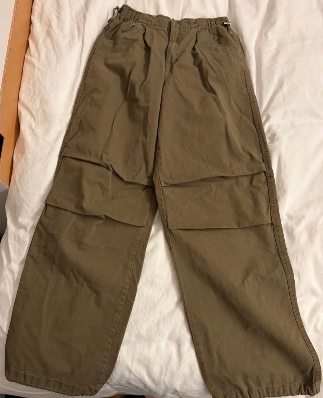 Pantalons: Khaki Cargo Hose, S – D'occasion à Wetzikon ZH par dor_rmq2
