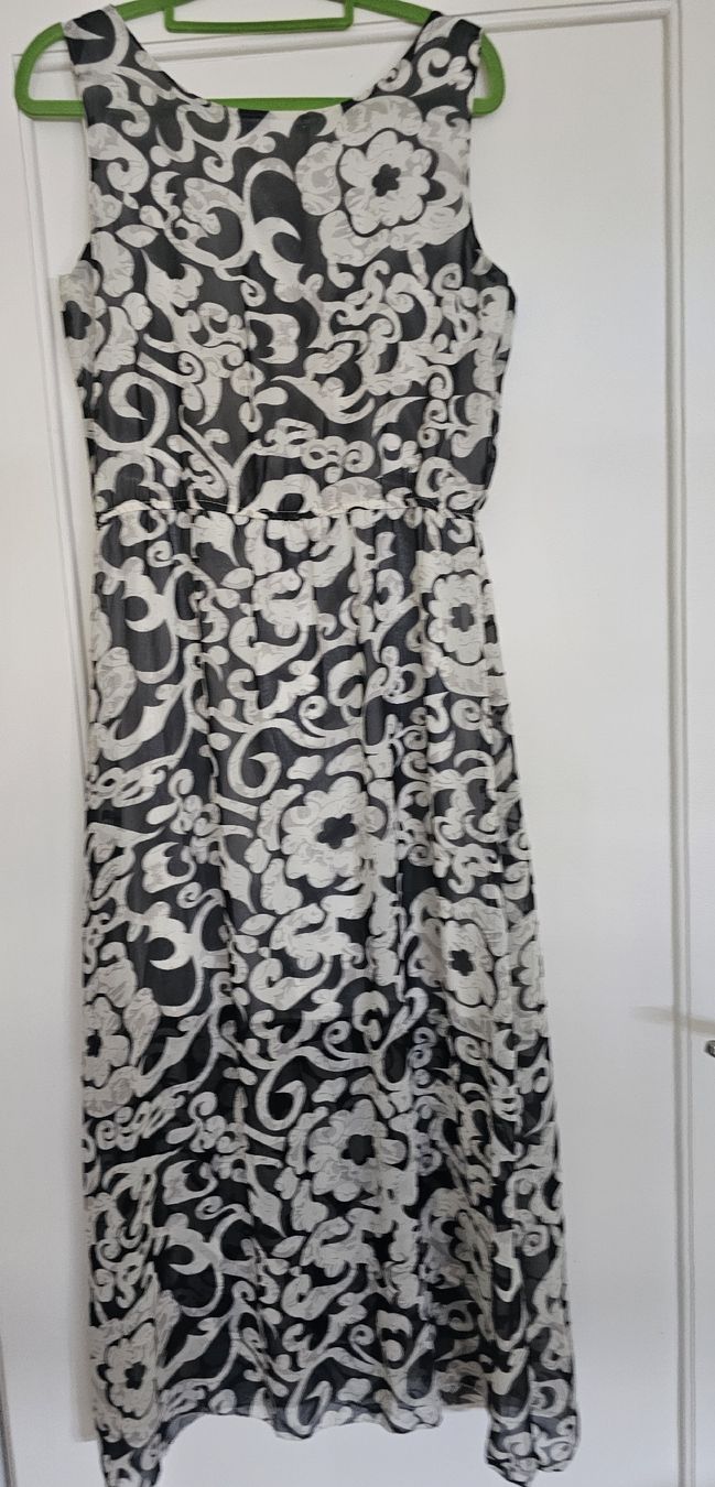 Robes: Damen Sommerkleid lang gemustert Grösse S – D'occasion à Aarau par Mery6 3