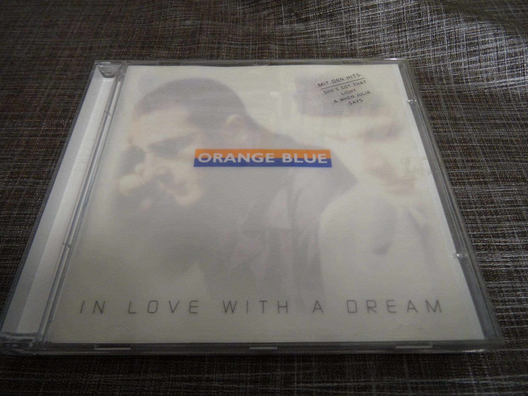 CD: Orange Blue - In Love with a dream CD – Usato da Olten venduto da Disc-Ausverkauf