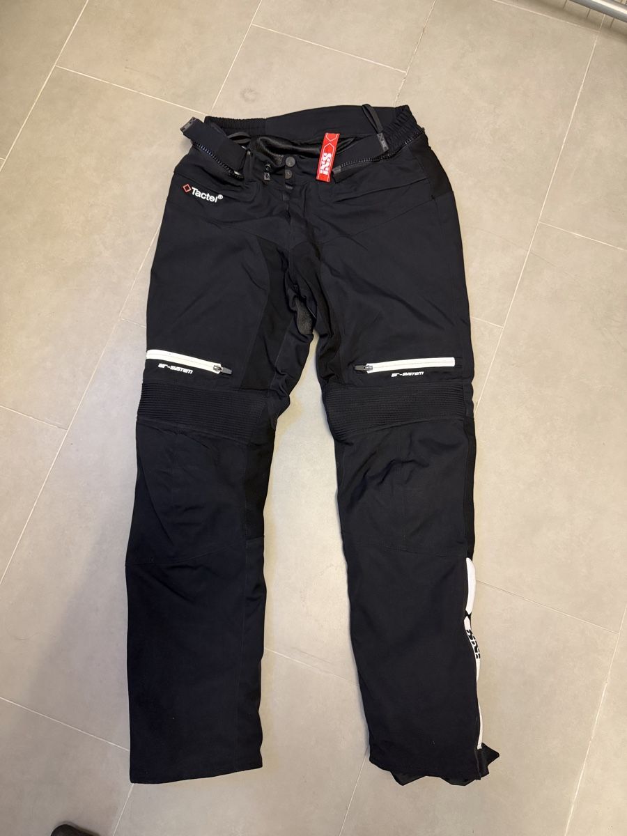 IXS Pantalons: Motorradhose ixs Grösse M mit Innfutter – D'occasion à Schöftland par nevio74