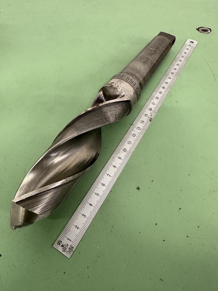 Tutti gli attrezzi: Bohrer, drill bit, Ø37.62 mm. MK4 – Usato da Aarberg venduto da SNMachines