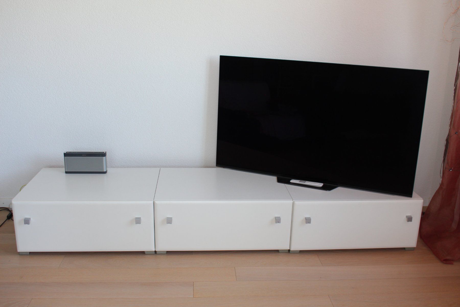 Mobili TV: TV-Möbel Lowboard, 3-teilig mit Schubladen – Usato da Chur venduto da JOMA_M 3