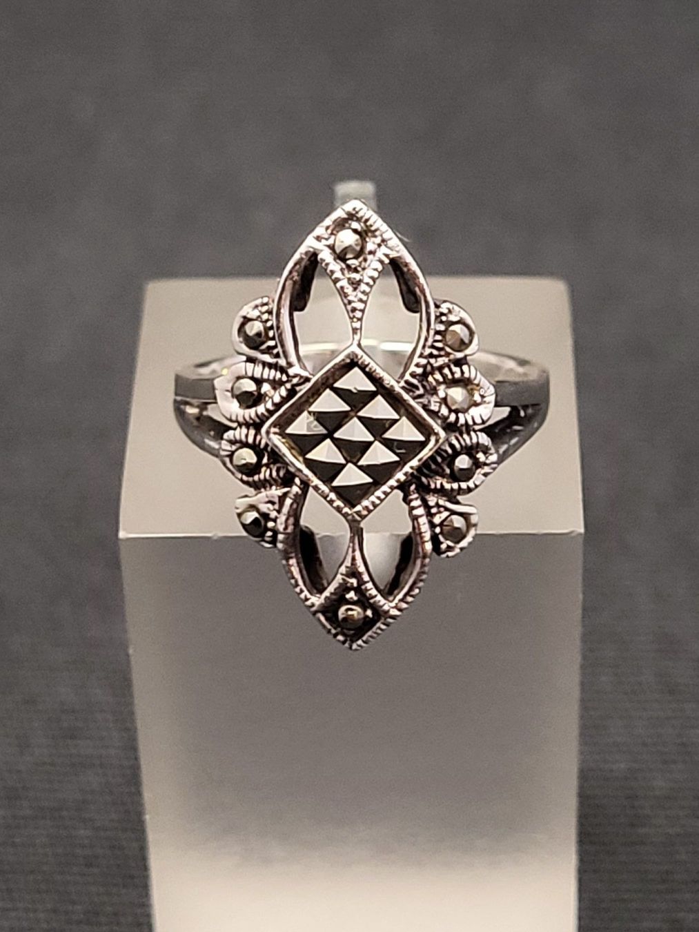 Anelli: Silberring mit Markasiten Jugendstil – Usato da Basel venduto da spinne02