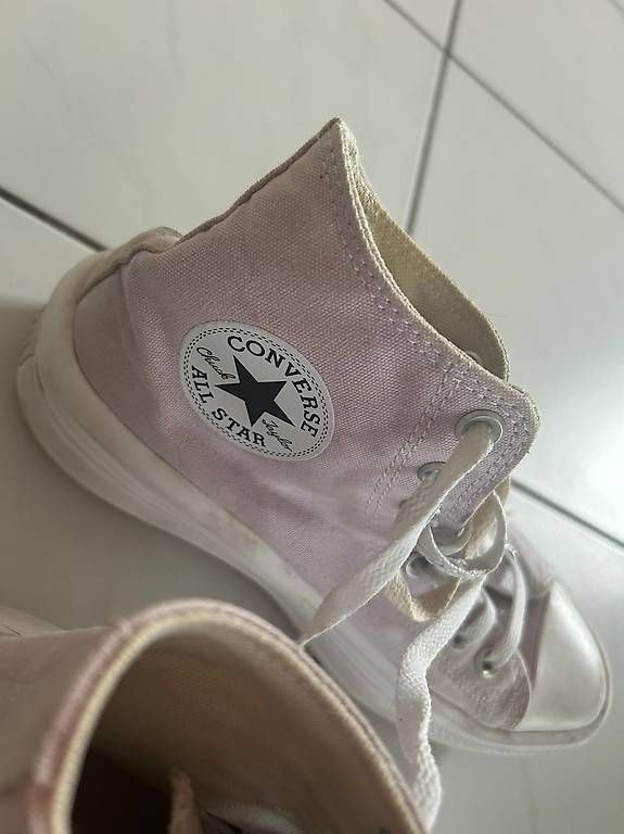 Scarpe per ragazze: Vans und Converse Schuhe Mädchen – Usato da Bözberg venduto da priv_2723