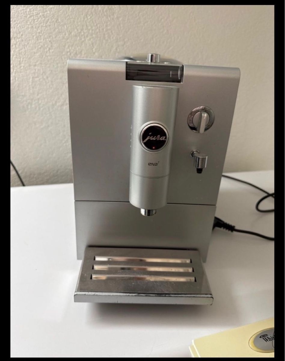 Jura Macchine per caffè & Macchine per espresso: Kaffeeautomat – Usato da Romanshorn venduto da Senada74