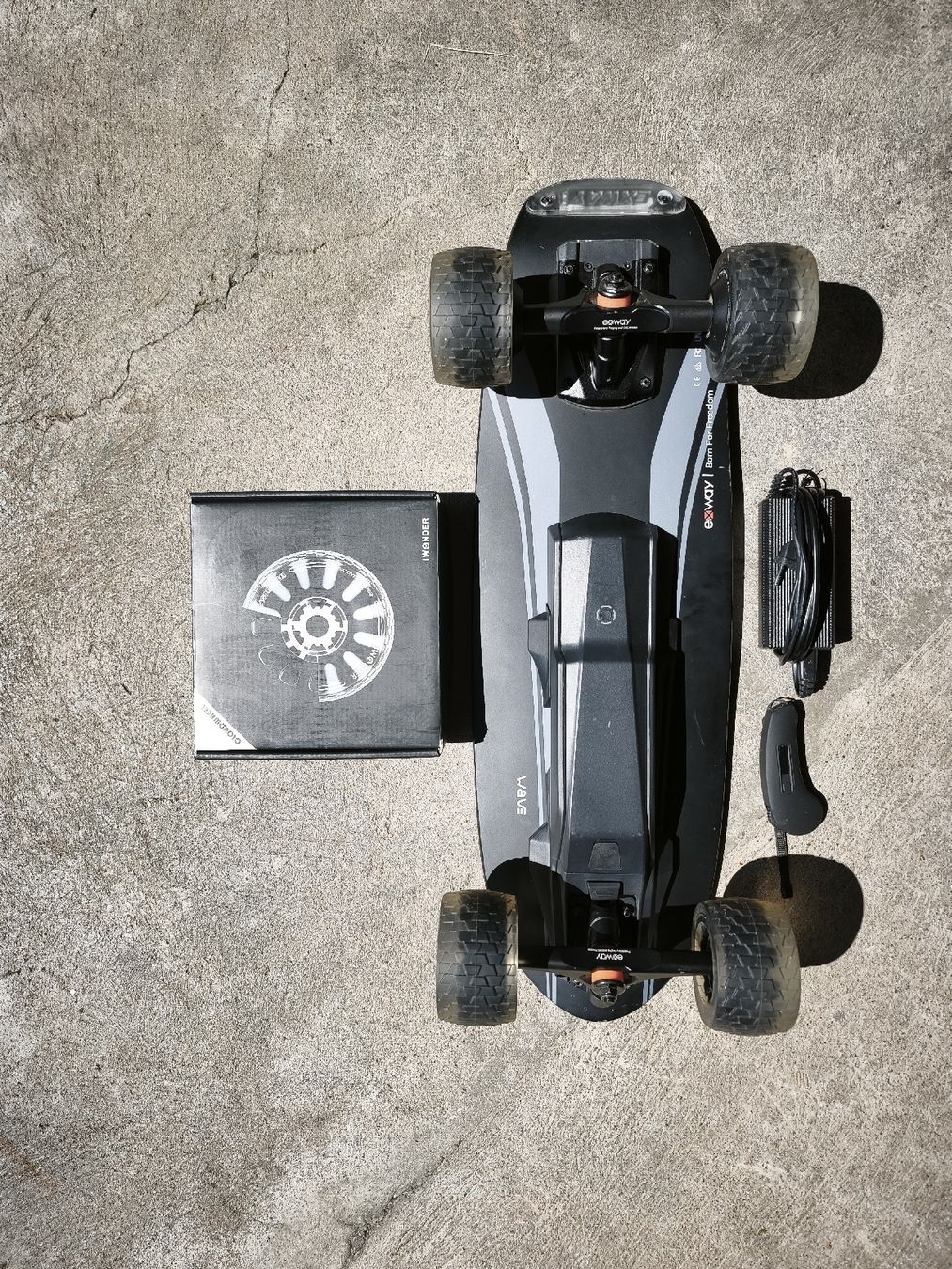 Skateboards: Exway Wave Elektroskateboard mit Cloudwheels (8fach bereift) – Usato da Lüterkofen venduto da Carsclub 3