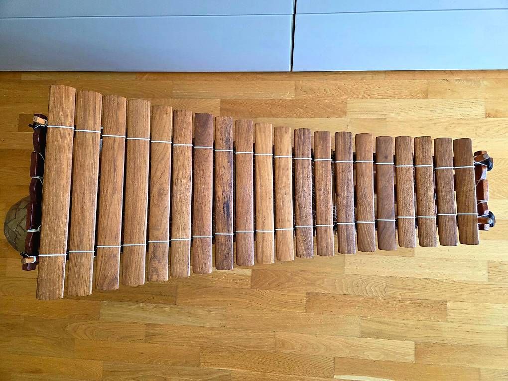 Strumenti musicali: Balafon professionnel – Usato da Petit-Lancy venduto da frederic.induni 1