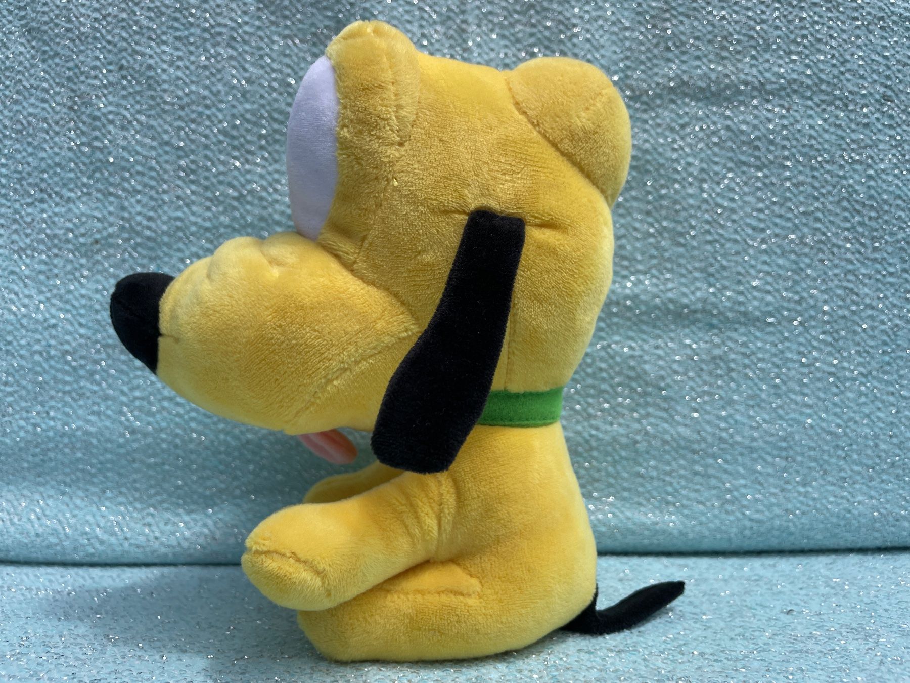 Disney Spielzeuge: DISNEY Plüschtier "Pluto" (17cm) – Gebraucht aus Frasnacht von GracyStore 1