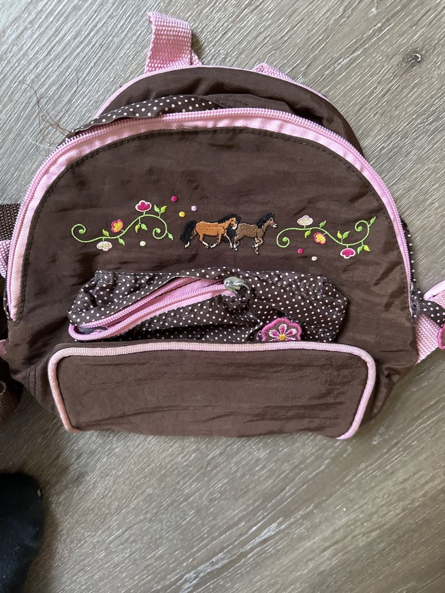 Kindertaschen: 2 Pferderucksäcke, gross und klein – Gebraucht aus Krauchthal von Kiddy32 2