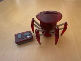 Fernsteuerbarer Roboter rot mit Fernbedienung