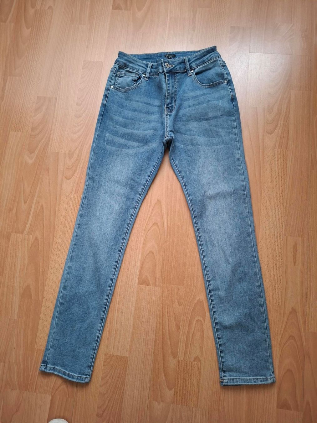 Jeans: jeans t. 38 – Gebraucht aus Porrentruy von Piquetix