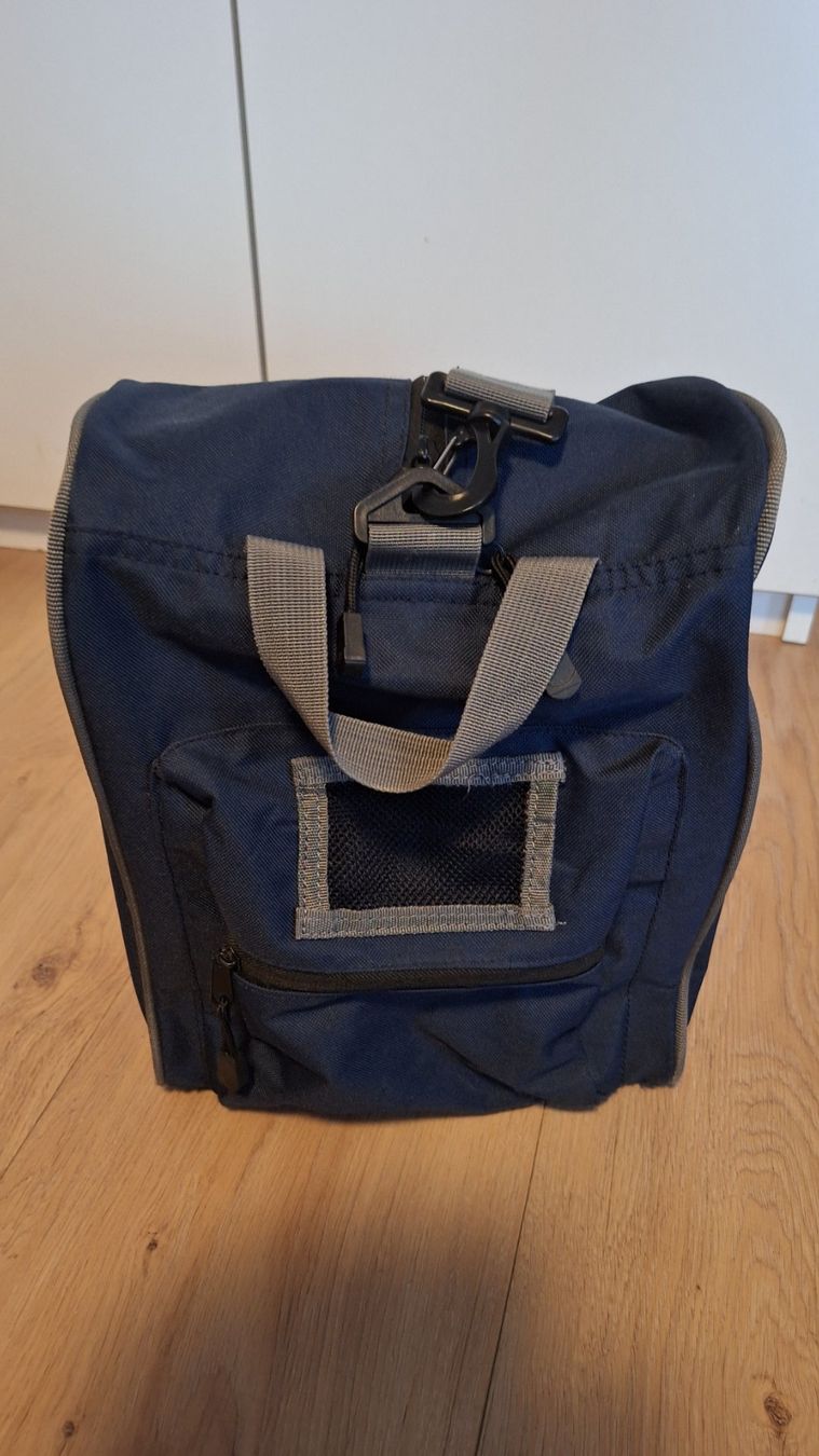 Pattini da ghiaccio: Schlittschuh Gr. 38 plus Tasche – Usato da Lützelflüh-Goldb venduto da bli_f2v9 7