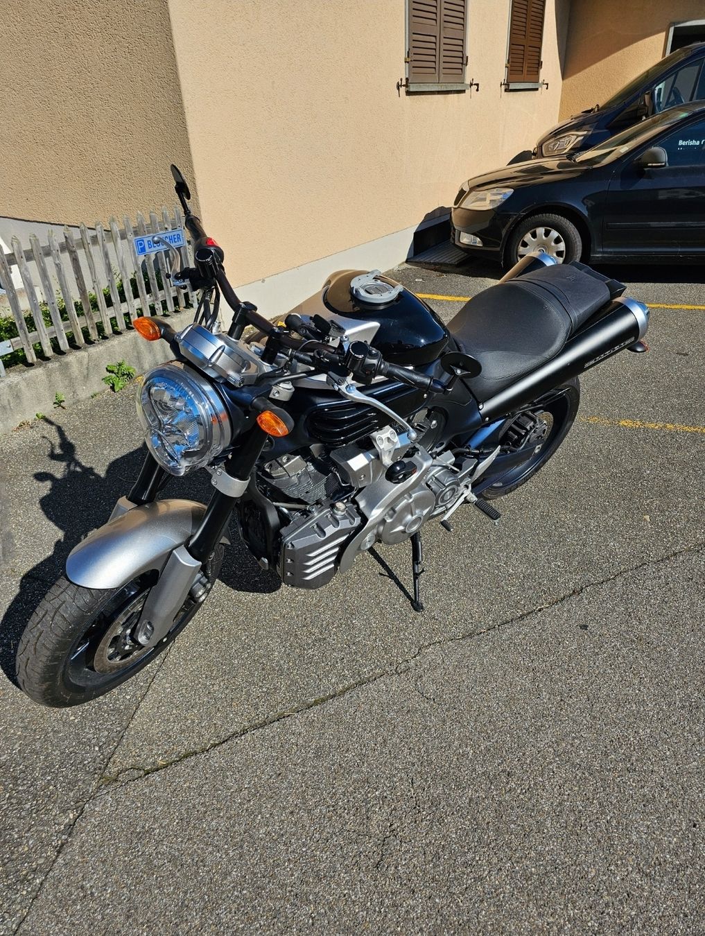 Yamaha Strasse: Yamaha MT-01 mit nur knapp 12'000km! – Gebraucht aus Hochdorf von superm01 2