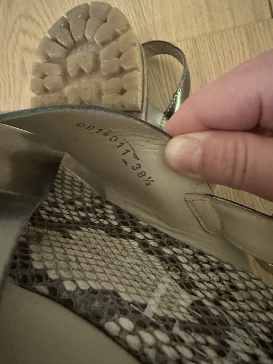 AGL Scarpe da donna: AGL sandalen – Usato da Leuk Stadt venduto da medii1 2