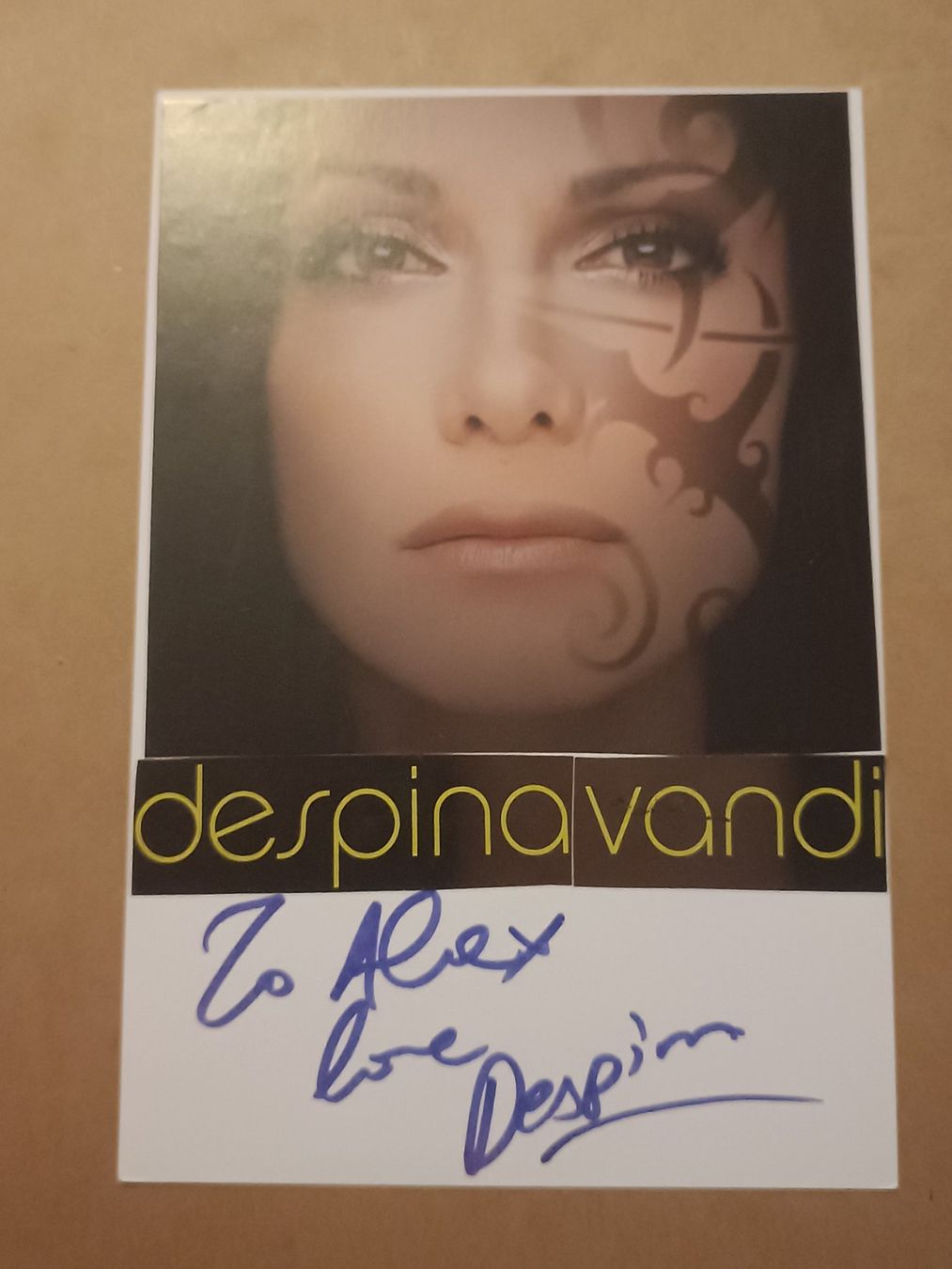 Autografi: Despina Vandi -  original Autogramm – Usato da Menziken venduto da Artographs
