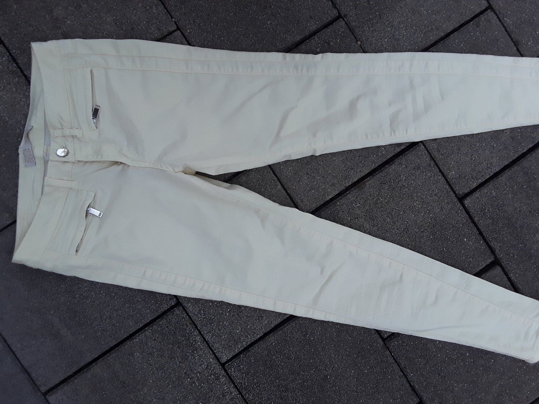 Zara Pantaloni: Zara DENIM Hose Grösse 36 – Usato da Heimberg venduto da Samprof 1