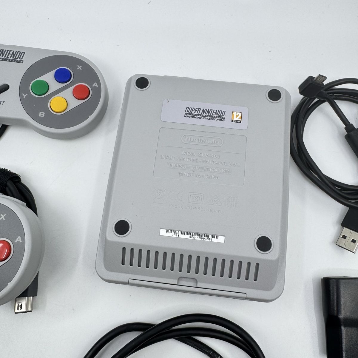 Nintendo Console: Nintendo SNES Mini mit allem Zubehör – Usato da Herisau venduto da Seyashop1 3