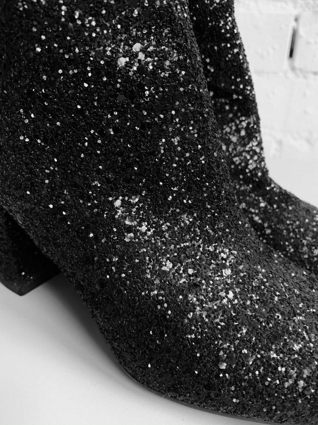 Bagatt Scarpe da donna: Schwarze Glitzer-Stiefelette von Bagatt / Gr. 36 – Usato da Bern venduto da Fraeuleinhonig 2