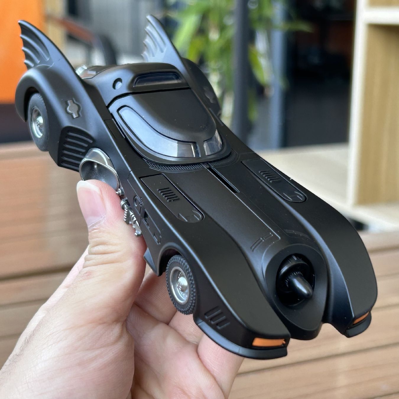 Giocattoli: Batman - 1989 Batmobile Metal Classic Model Car – Nuovo (secondo la descrizione) da Glattbrugg venduto da har_jgc7 2