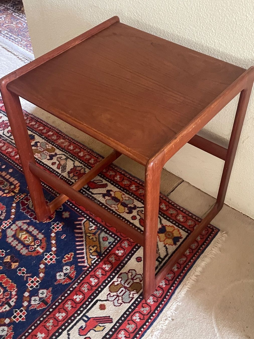 Tische: Teak Beistelltisch Danish Design – Gebraucht aus Volketswil von rubin74 2