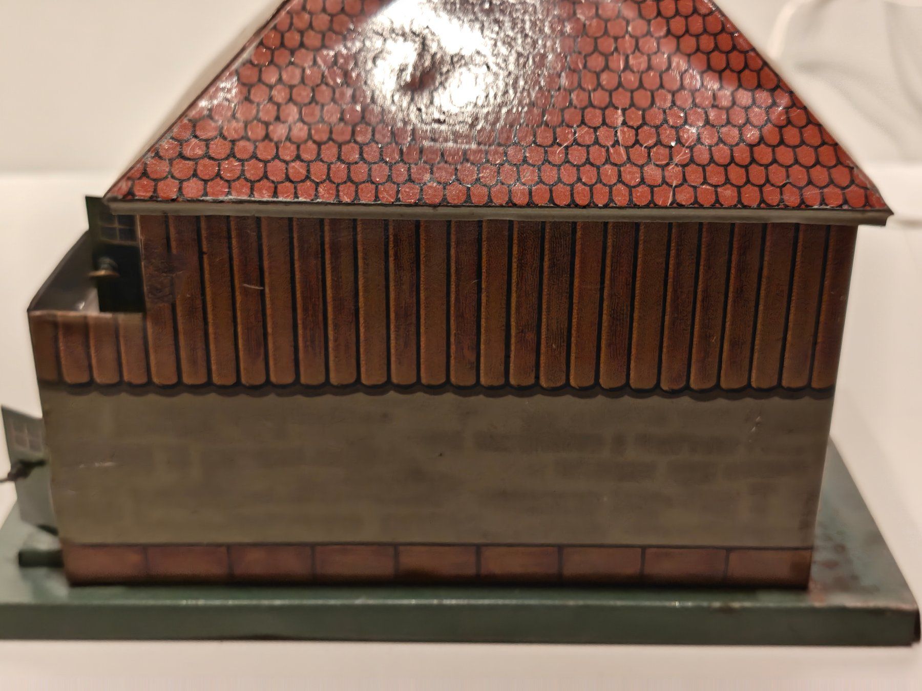 Märklin Modelleisenbahnen: Märklin Blechhaus – Gebraucht aus Braunau von Homersimpson 3