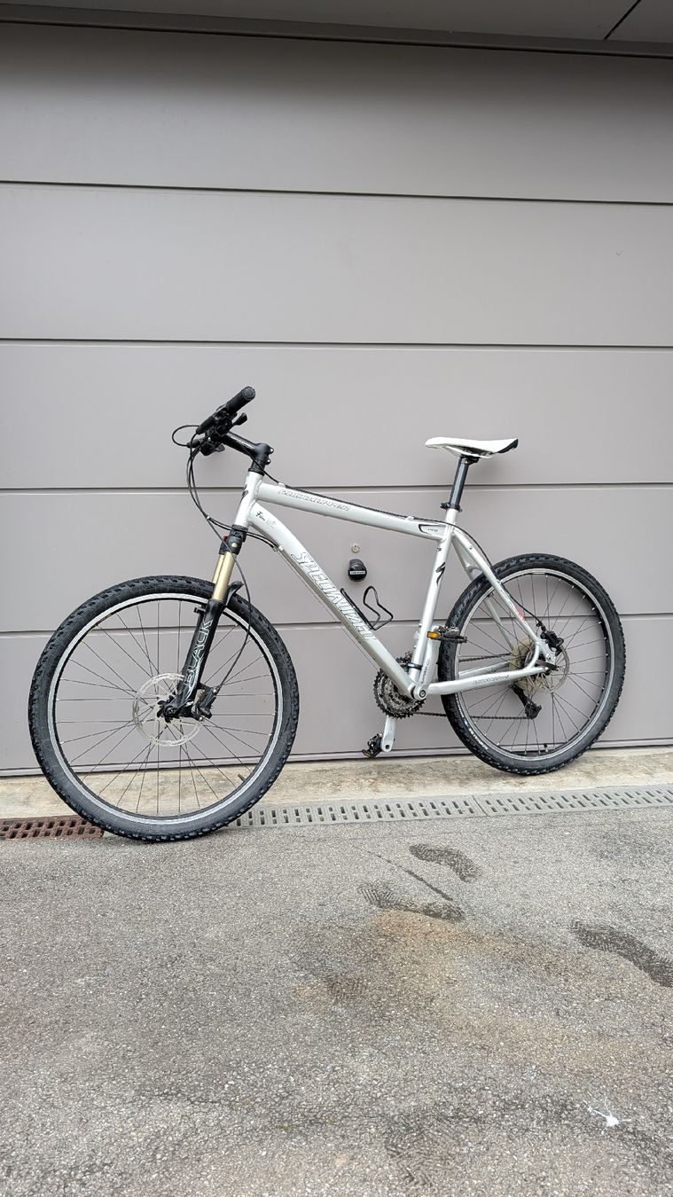 Specialized Velos: Mountainbike Specialized Rockhoper Pro – Gebraucht aus Luzern von DrSwiss23