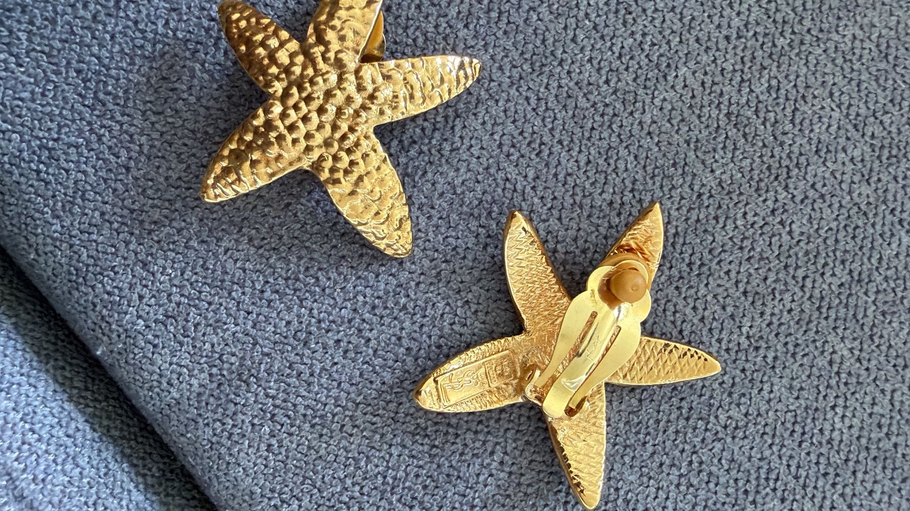 Saint Laurent Orecchini pendenti & Orecchini a lobo: Clips Yves Saint Laurent – Usato da Payerne venduto da kni_w6xk