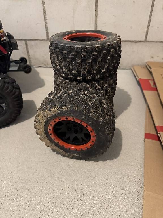 Modellismo RC: Traxxas Xmaxx 8s zu verkaufe  – Usato da Utzigen venduto da bur_fwc9 3