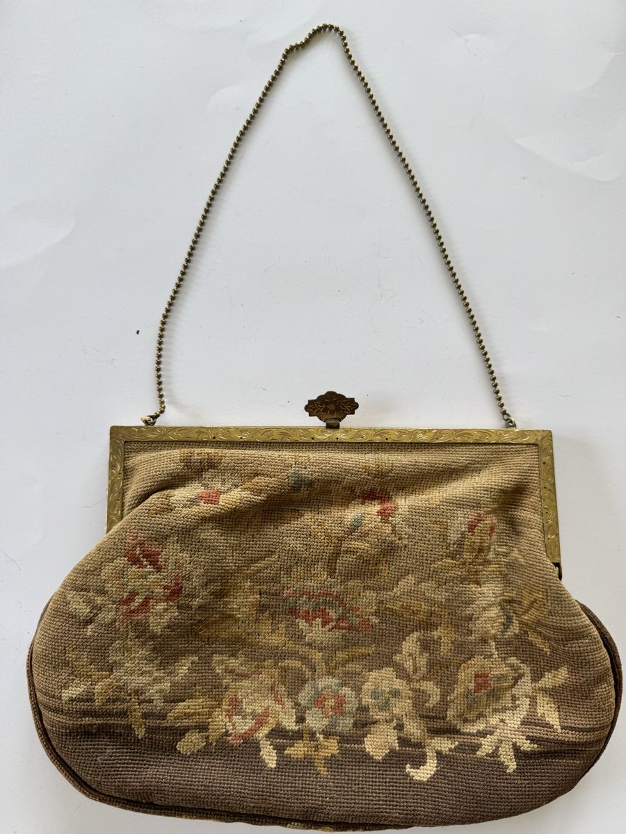 Borse da donna: Vintage Gobelin-Tasche mit Blumenmuster – Usato da Oberentfelden venduto da Sugababe81 1
