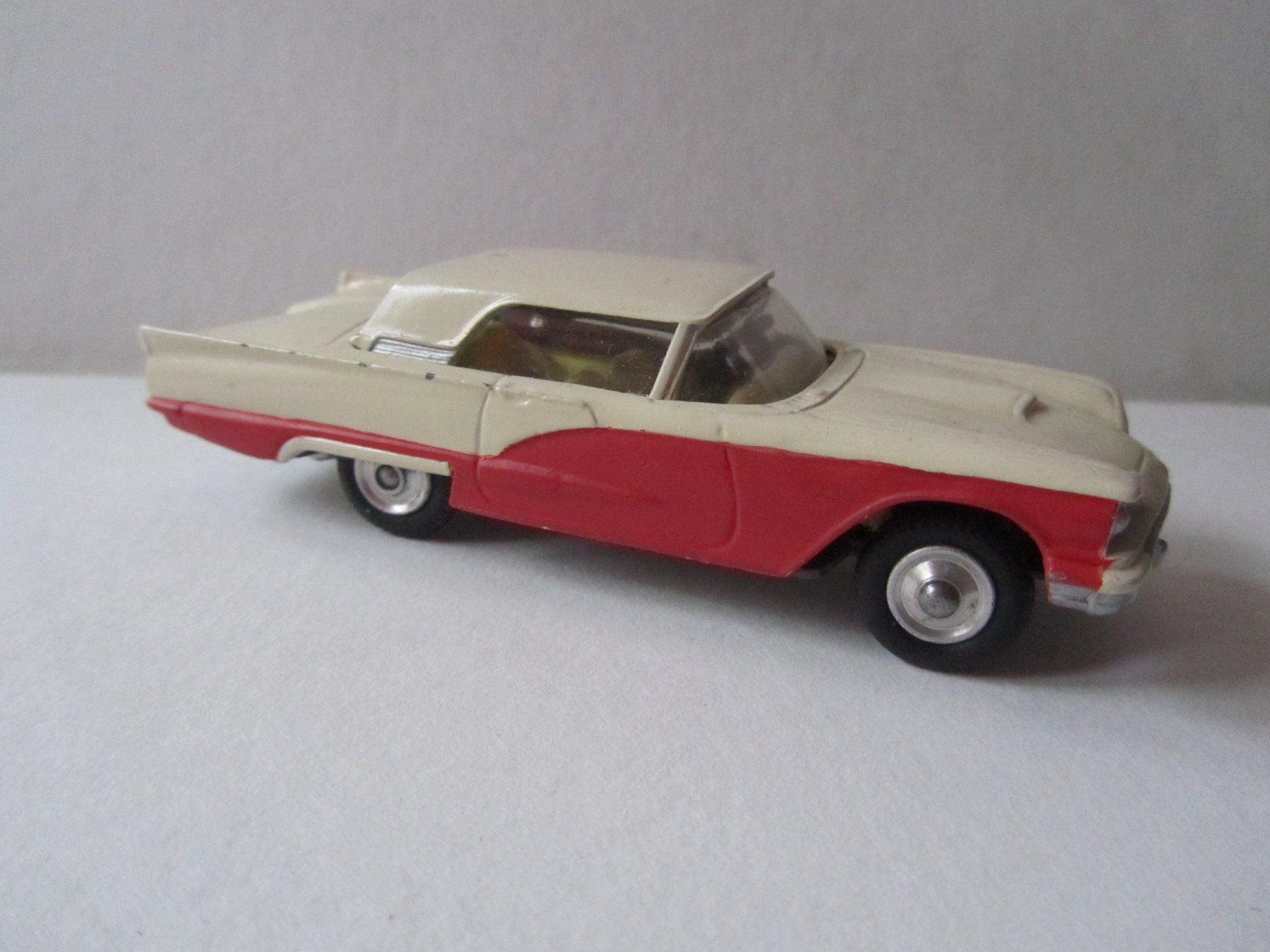 Corgi Toys Modellini d'auto: Ford Thunderbird, Corgi Toys – Usato da Weiningen ZH venduto da dietsch57 2