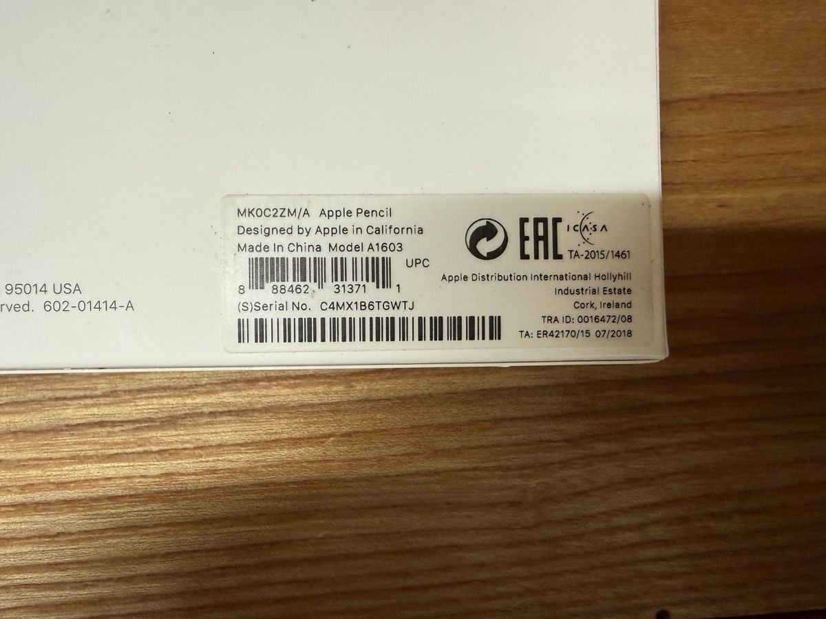 Apple Matite, matite colorate & gessi: Apple Pencil Verpackung – Usato da Goldingen venduto da Thomas.Perrin 1