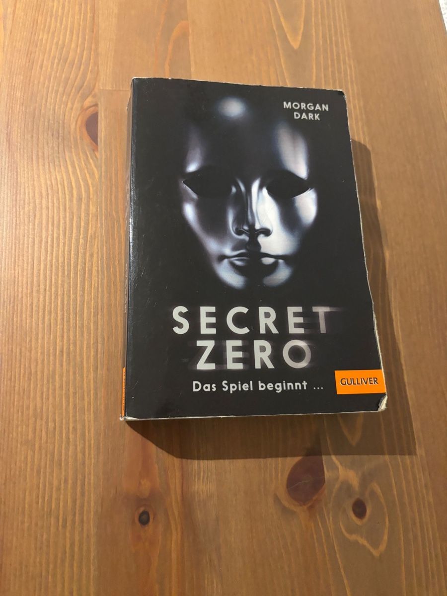 Libri: Roman - Secret Zero - Das Spiel beginnt - von Morgan Dark – Usato da Hombrechtikon venduto da Redzonk