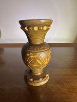 Vase en bois sculpté à la main, objet de collection