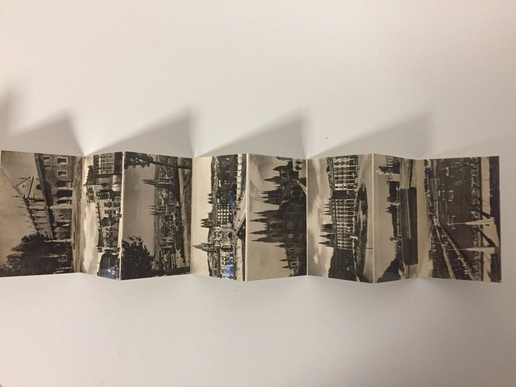 Cartoline postali: Souvenir de Burgos – Usato da Liebefeld venduto da 3-2-1-mein 3